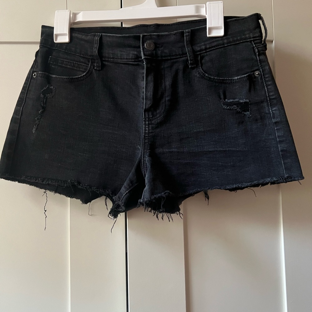 Old Navy Boyfriend Black Jean Shorts with Distressed Hem